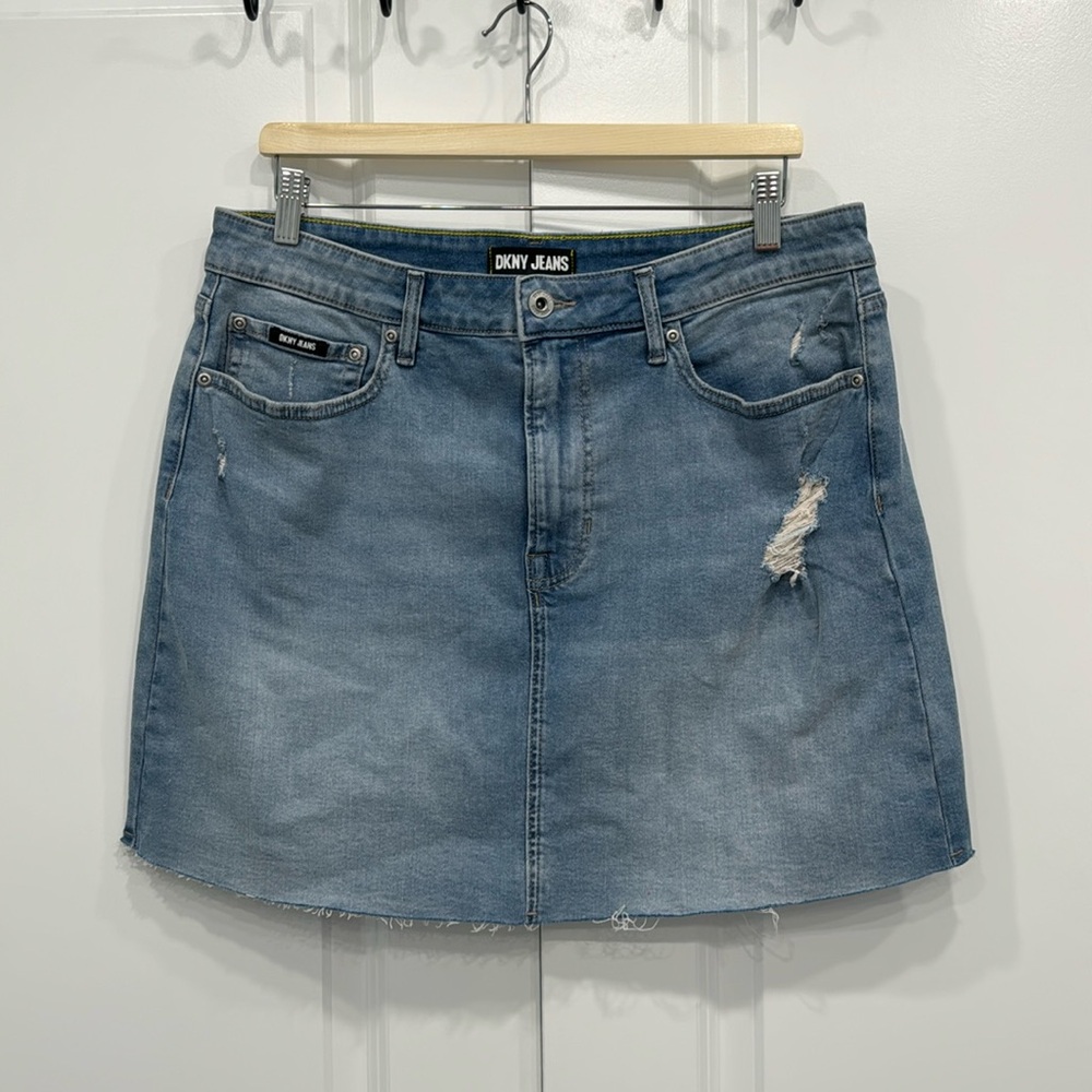 DKNY JEANS Skirt Size 31